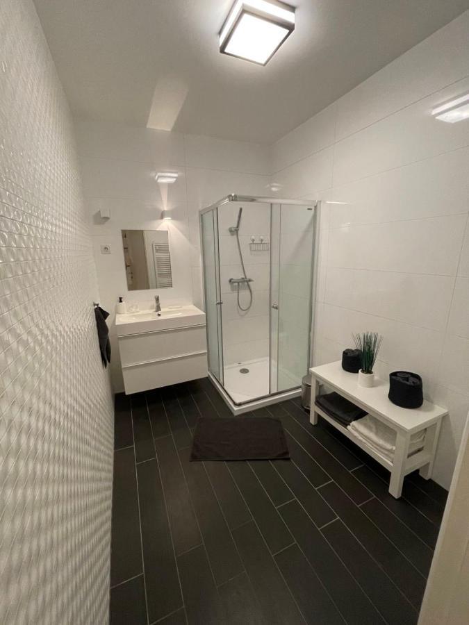 Gabica Apartman Debrecen Eksteriør bilde