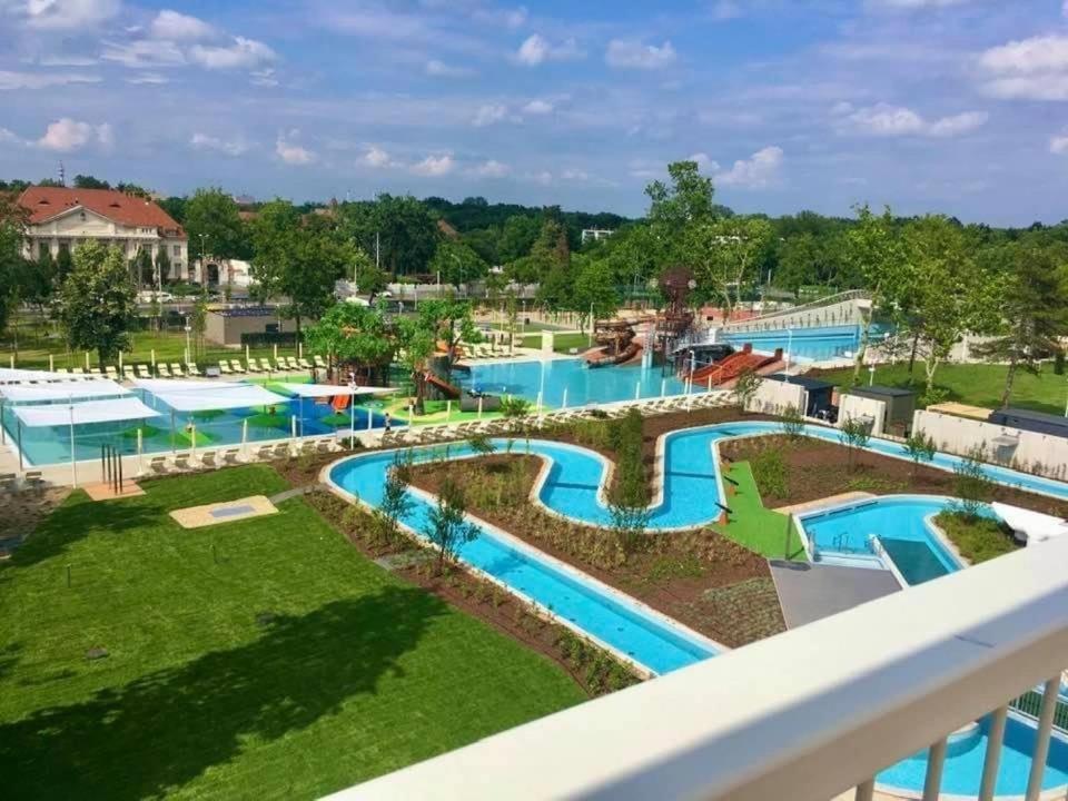 Gabica Apartman Debrecen Eksteriør bilde